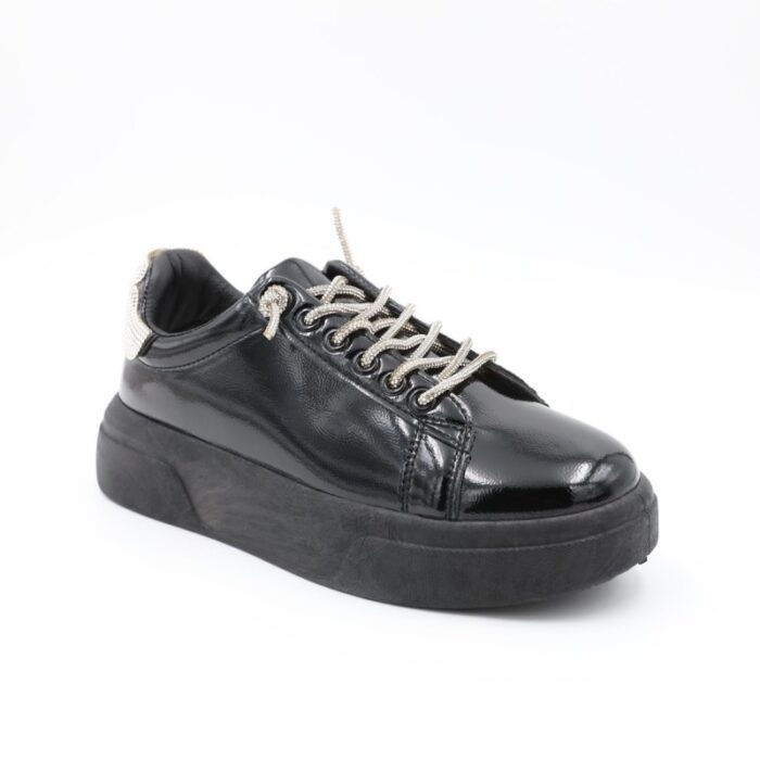 ⁦حذاء سبورت للنساء لون أسود⁩ - الصورة ⁦2⁩