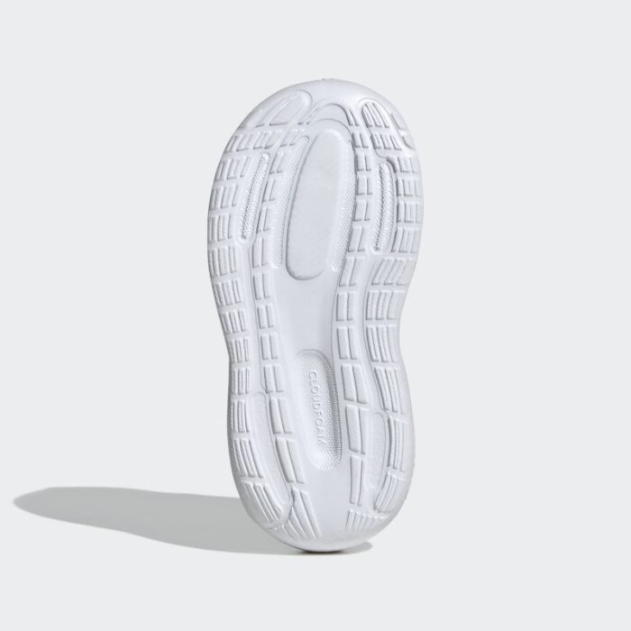 ⁦adidas Kids' Runfalcon 5 Shoes - Black⁩ - الصورة ⁦4⁩