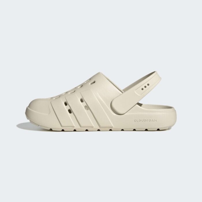 ⁦adidas Men's Adilette Clog 2.0 Sandals - Beige⁩ - الصورة ⁦5⁩