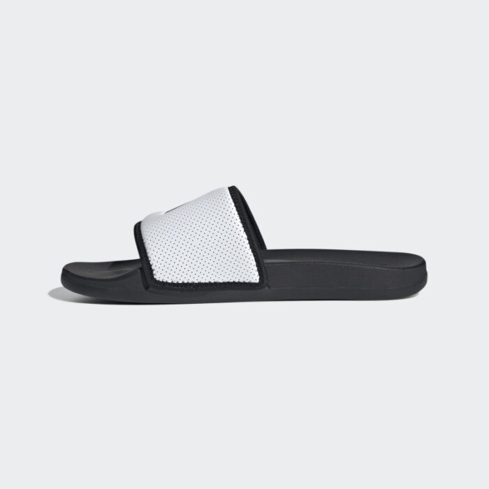 ⁦adidas Men's Adilette Comfort Slides - White⁩ - الصورة ⁦5⁩