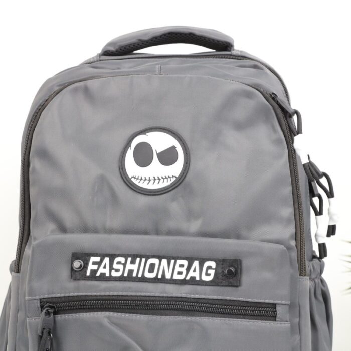 ⁦شنطة مدرسية لون رمادي⁩ - الصورة ⁦4⁩