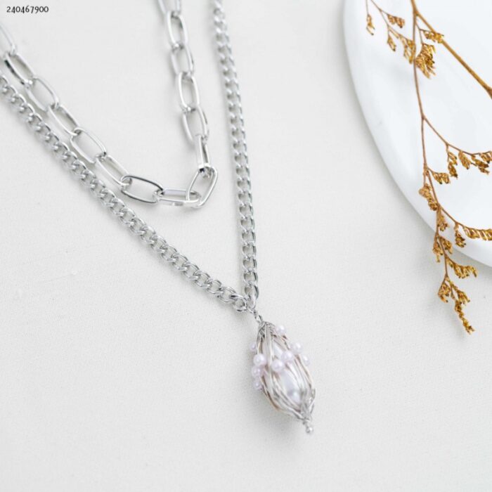 103388658_68a83ee4c15d6 سلسال جنزير طبقتين مع تعليقة لولو لون فضي كفالة سنتين ضد تغير اللون - الصورة 1