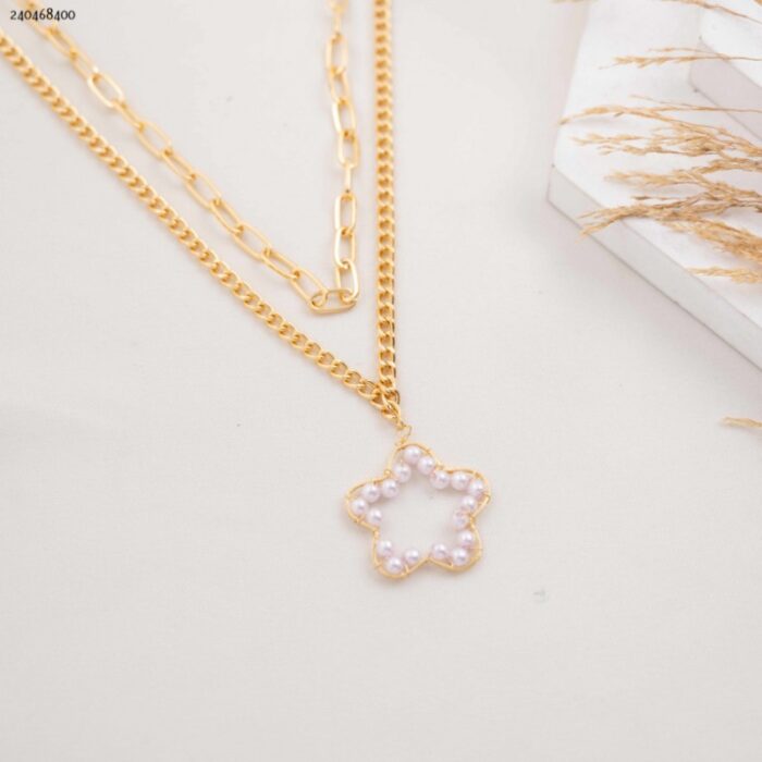 103388662_68a83ee911d99 سلسال جنزير طبقتين مع تعليقة نجمة مع لولو لون ذهبي كفالة سنتين ضد تغير اللون - الصورة 1