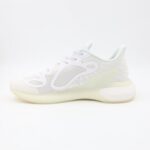 ⁦حذاء رياضي للنساء لون أبيض⁩ - الصورة ⁦4⁩