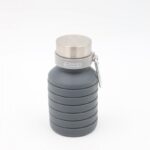 مطرة ماء سيلكون قابلة للتمدد لون رمادي