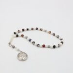 مسبحة عقيق مع حجر المط الأبيض 45 حبة