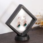 إطار عرض وحماية للمجوهرات والإكسسوارات 18*18*2 سم