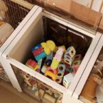 ⁦خزانة العاب ومستلزمات بقسمين ذات التصميم الفريد⁩ - الصورة ⁦3⁩