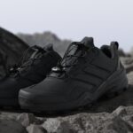 ⁦adidas Men's Terrex Skychaser Hiking Shoes - Black⁩ - الصورة ⁦28⁩