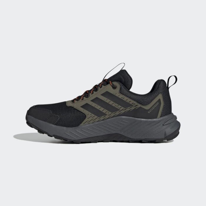 ⁦adidas Men's Terrex Tracefinder 2 CLIMAPROOF Trail Shoes - Green⁩ - الصورة ⁦5⁩