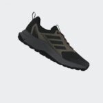 ⁦adidas Men's Terrex Tracefinder 2 CLIMAPROOF Trail Shoes - Green⁩ - الصورة ⁦17⁩