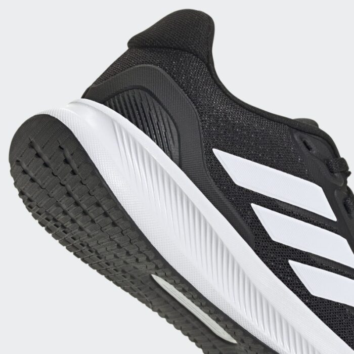 ⁦adidas Unisex' RunFalcon 5 Shoes - Black⁩ - الصورة ⁦9⁩