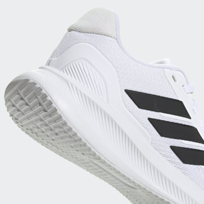 ⁦adidas Unisex' RunFalcon 5 Shoes - White⁩ - الصورة ⁦9⁩
