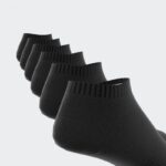 ⁦adidas Unisex' Cushioned Sportswear Low-Cut Socks 6 Pairs - Black⁩ - الصورة ⁦4⁩