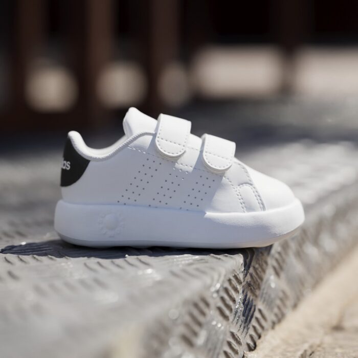 ⁦adidas Kids' Advantage Shoes - White⁩ - الصورة ⁦13⁩