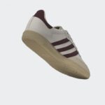 ⁦adidas Womens' Samba OG Shoes - Beige⁩ - الصورة ⁦16⁩