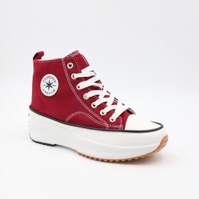 ⁦حذاء كاجوال ستاتي لون خمري وأبيض⁩ - الصورة ⁦4⁩