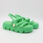 صندل ستاتي نعل عريض لون أخضر