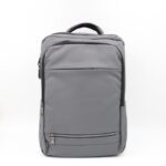 حقيبة مدرسية جامعية وللعمل 18 انش