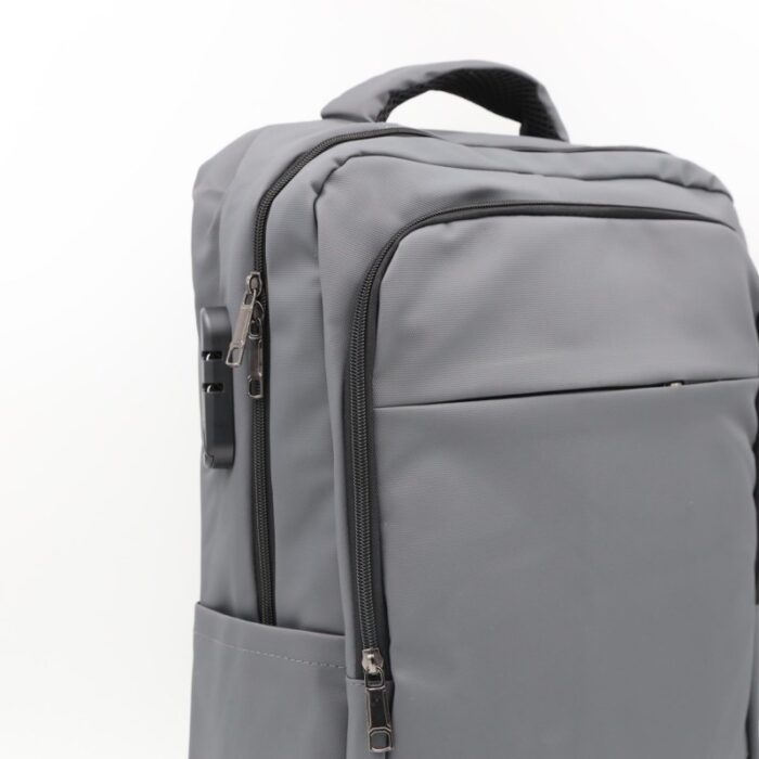 ⁦حقيبة مدرسية جامعية وللعمل 18 انش⁩ - الصورة ⁦3⁩