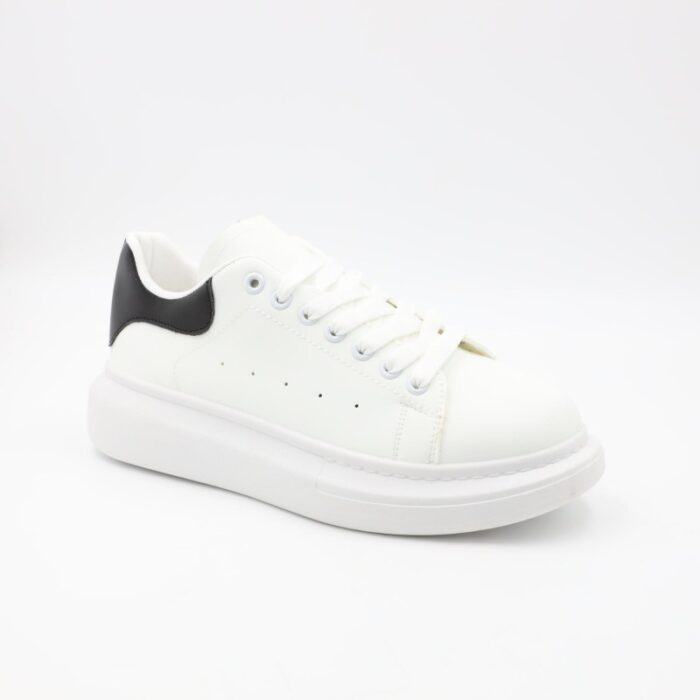 ⁦حذاء رياضي جلد للرجال لون أبيض وأسود⁩ - الصورة ⁦2⁩