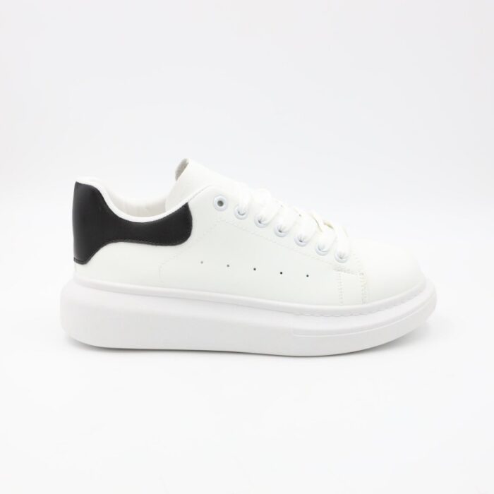 ⁦حذاء رياضي جلد للرجال لون أبيض وأسود⁩ - الصورة ⁦3⁩