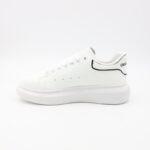 ⁦حذاء رياضي جلد للرجال لون أبيض⁩ - الصورة ⁦5⁩