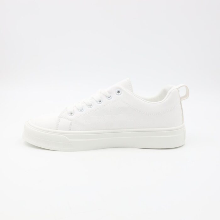 ⁦حذاء كاجوال شبابي جلد للرجال لون أبيض⁩ - الصورة ⁦6⁩