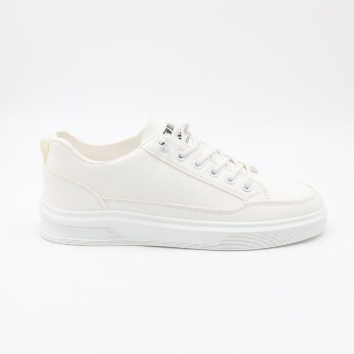 ⁦حذاء كاجوال شبابي جلد للرجال لون أبيض⁩ - الصورة ⁦3⁩