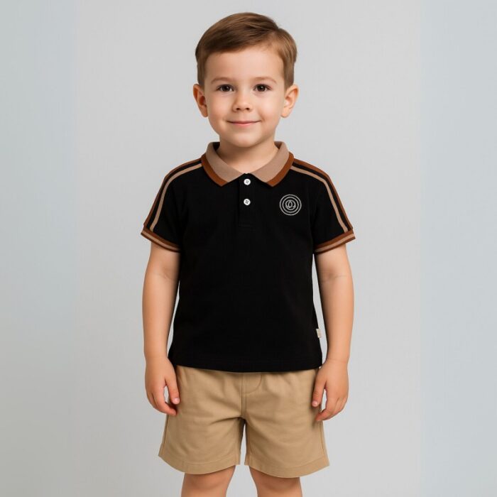 103389966_68d24f5e20d81 طقم قطعتين بأكمام قصيرة مع شورت للأطفال لون أسود - الصورة 1