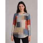 بلوزة بأكمام طويلة للنساء