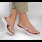 ⁦Skechers Women's Arch Fit Radiance Lure Flip Flops Slide⁩ - الصورة ⁦3⁩