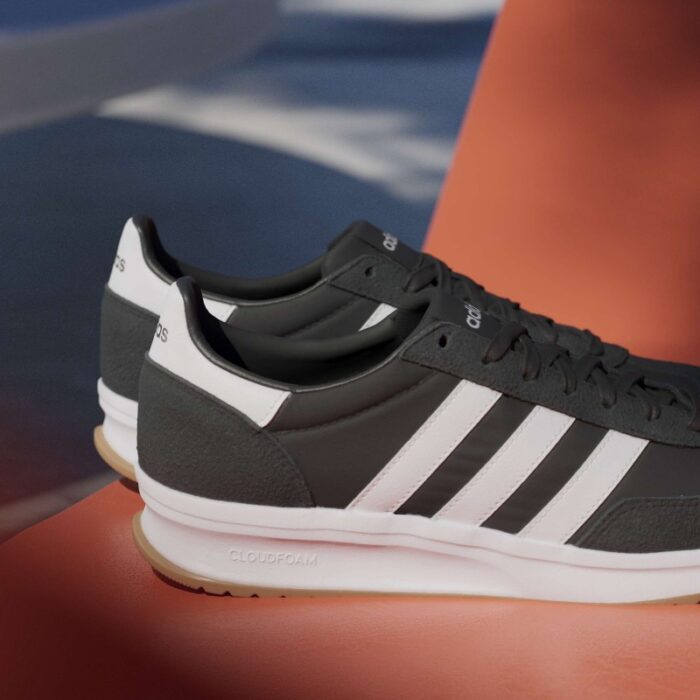 ⁦adidas RUN 70s 2.0 Shoes - Black⁩ - الصورة ⁦28⁩
