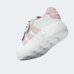 ⁦adidas Kids' x Disney Minnie Mouse Grand Court Shoes - White⁩ - الصورة ⁦20⁩