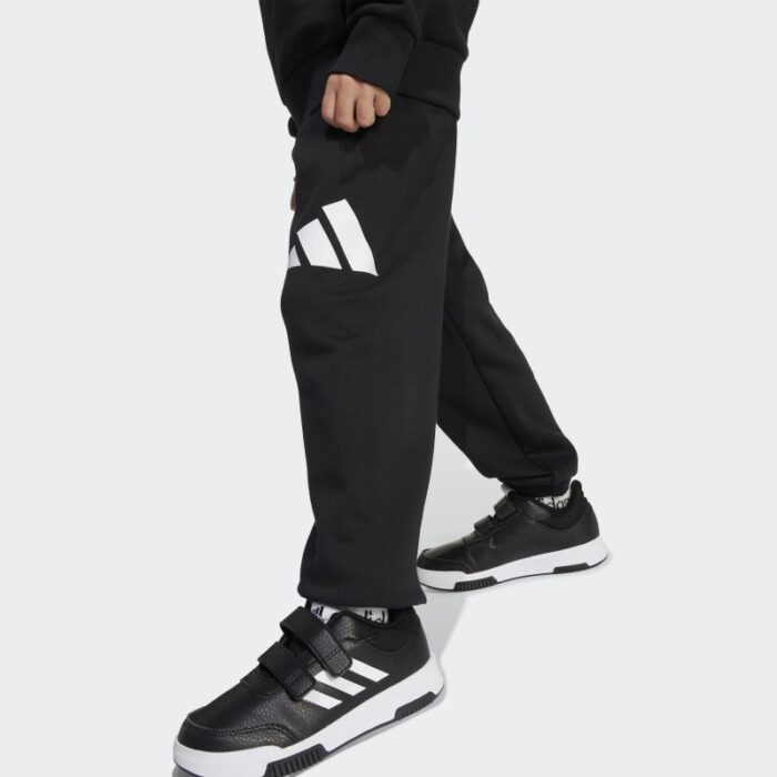 ⁦adidas Kids' Unisex Essentials Joggers Set - Black⁩ - الصورة ⁦5⁩