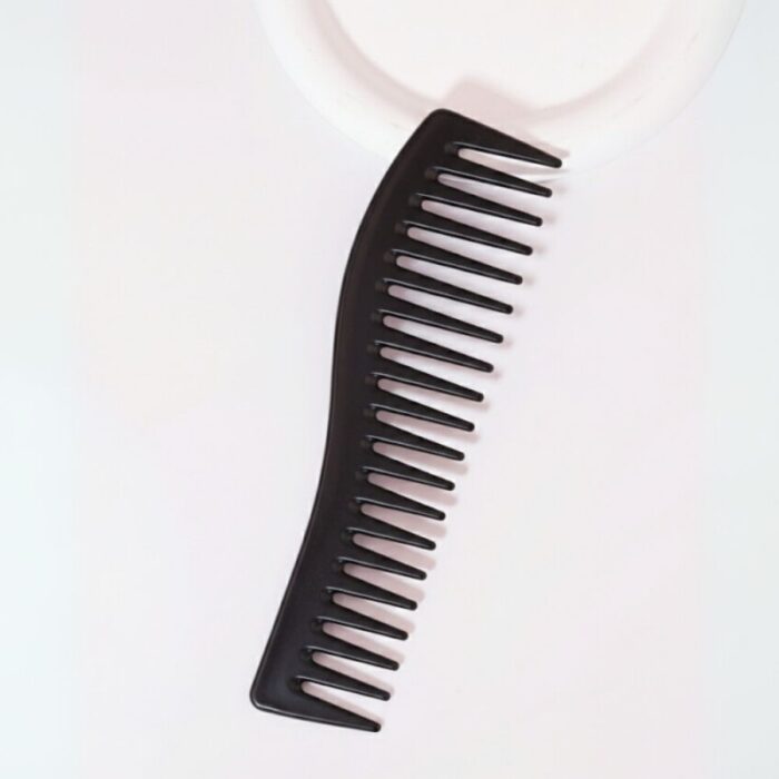 ⁦مشط شعر لون اسود⁩ - الصورة ⁦2⁩