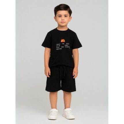 طقم ولادي قطعتين شورت وبلوزه لون اسود