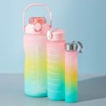 بكج مطرات صحية ملونة ( 3 قطع 2لتر + 800 مل + 280 مل ) مع مصاصة