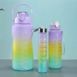 بكج مطرات صحية ملونة ( 3 قطع 2لتر + 800 مل + 280 مل ) مع مصاصة