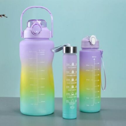 بكج مطرات صحية ملونة ( 3 قطع 2لتر + 800 مل + 280 مل ) مع مصاصة