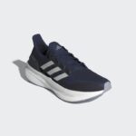 ⁦Adidas Men's Ultraboost 5 Shoes - Blue⁩ - الصورة ⁦6⁩