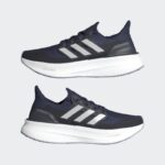 ⁦Adidas Men's Ultraboost 5 Shoes - Blue⁩ - الصورة ⁦10⁩