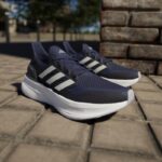 ⁦Adidas Men's Ultraboost 5 Shoes - Blue⁩ - الصورة ⁦27⁩