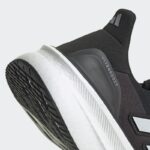 ⁦Adidas Men's Ultraboost 5 Shoes - Black⁩ - الصورة ⁦9⁩