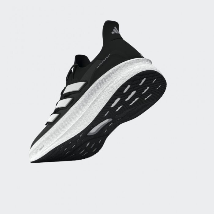 ⁦Adidas Men's Ultraboost 5 Shoes - Black⁩ - الصورة ⁦18⁩