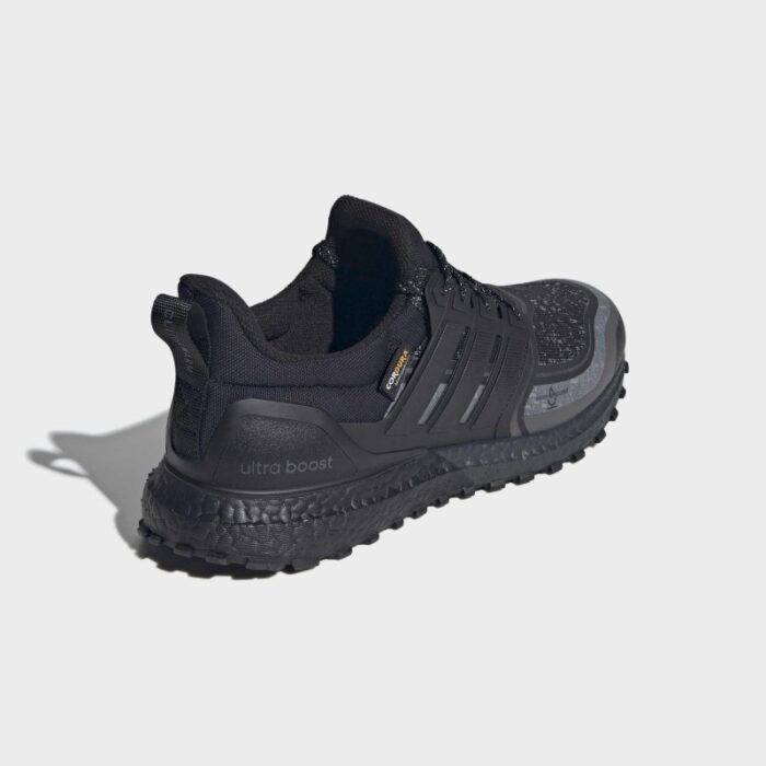 ⁦Adidas Men's Ultraboost 1.0 ATR Shoes - Black⁩ - الصورة ⁦7⁩