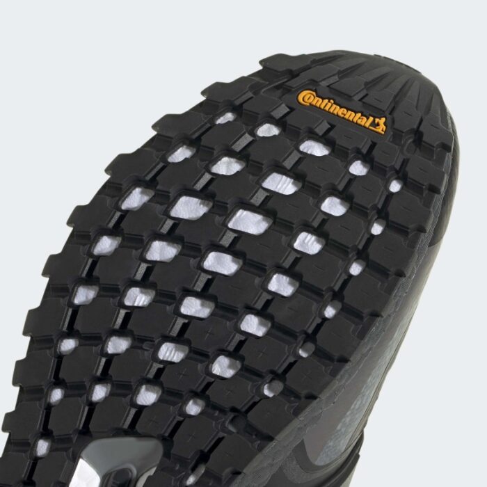 ⁦Adidas Men's Ultraboost 1.0 ATR Shoes - Black⁩ - الصورة ⁦9⁩