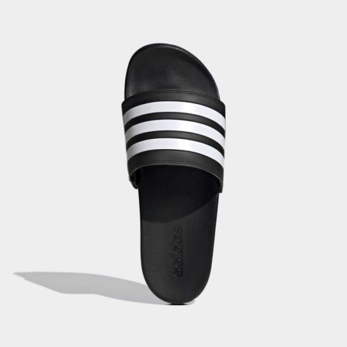 ⁦adidas Adilette Comfort Slides - Black⁩ - الصورة ⁦4⁩
