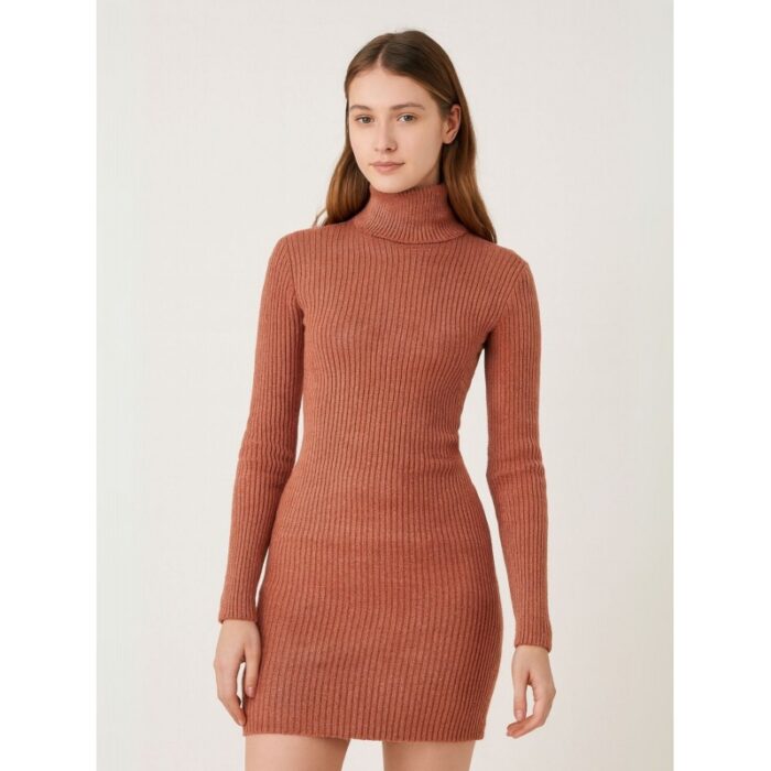 103391374_68e2e4f5e4886 بلوزة بودي جولف بأكمام طويلة للنساء لون زهري - الصورة 1