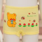 بوكسر بناتي لون أصفر